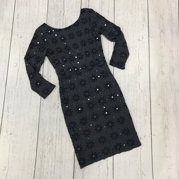 Free People Dresses & Skirts - Free People Sequin and Embroidered Body-Con Dress